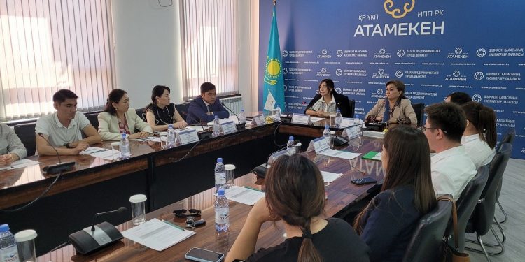 Шымкентте іскер әйелдерге арналған семинар өтті