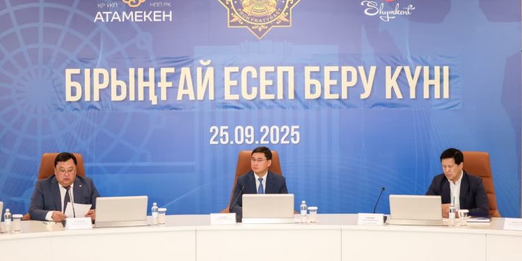 Шымкентте дәстүрлі Бірыңғай есеп беру күні өтті