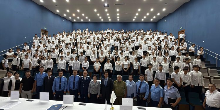 ШЫМКЕНТ МЕКТЕПТЕРІНДЕ «ПРОКУРОРЛЫҚ САҒАТ» ЖОБАСЫ ІСКЕ ҚОСЫЛДЫ