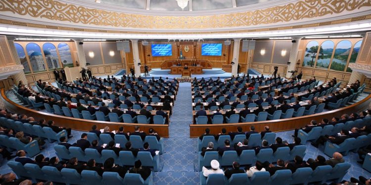 ПРЕЗИДЕНТ: Экологиялық ағарту ісі-ұлттық идеологияның өзегі