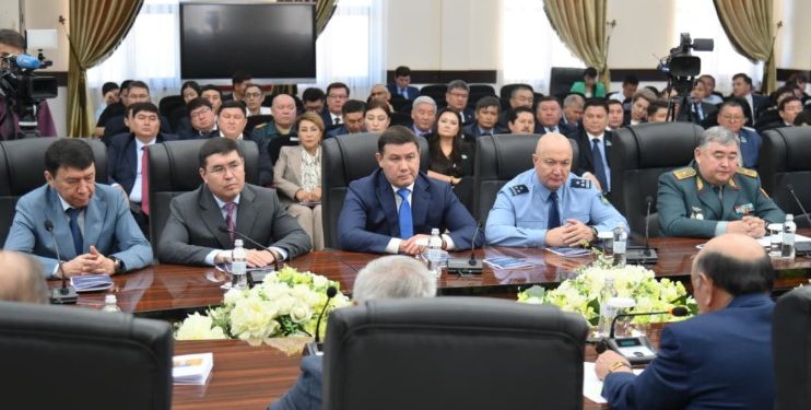 ​В Шымкенте прошло совещание по обсуждению Послания Главы государства