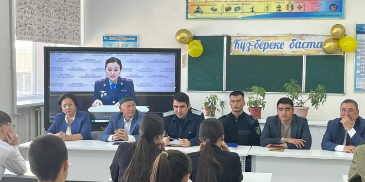 Шымкентте жасөспірімдер арасындағы құқық бұзушылықтың алдын алуға бағытталған маңызды іс-шара өтті