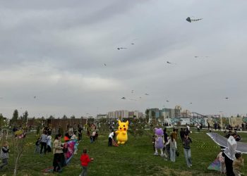 ШАТТЫҚҚА ТОЛЫ КҮН: ШЫМКЕНТ АСПАНЫН БАТПЫРАУЫҚТАР ФЕСТИВАЛІ КӨРКЕЙТТІ
