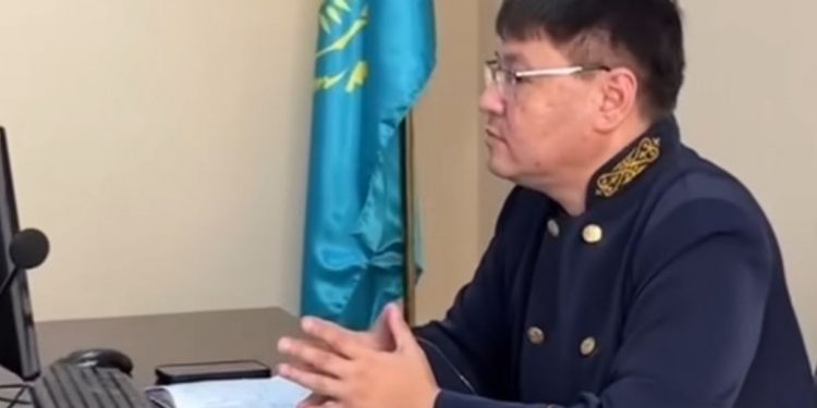 Еңбекші ауданында «Заң мен Тәртіп» қағидатын іске асыру мақсатында көшпелі сот отырысы өткізілді