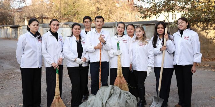 «Таза Қазақстан»: жители Шымкента вносят вклад в улучшение экологического облика города
