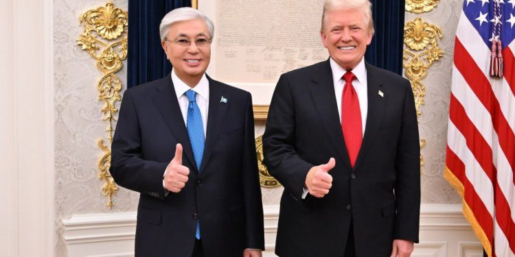 Президент Қазақстанның Құрама Штаттармен стратегиялық серіктестікті одан әрі нығайтуға ниетті екенін растады