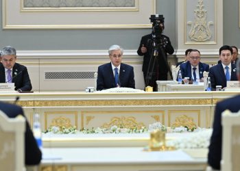 Президенттің пікірінше, сирек кездесетін металдарды өндіру және өңдеу саласындағы серіктестік перспективті бағыттың бірі саналады