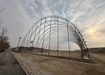 САЙРАМ АУДАНЫНДА ӨНДІРІСТІК ПАРК БОЙ КӨТЕРІП ЖАТЫР