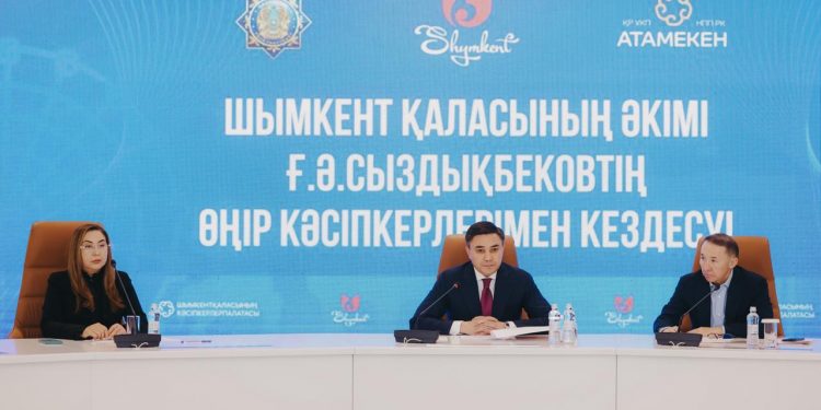 АКИМ ШЫМКЕНТА ВСТРЕТИЛСЯ С ПРЕДПРИНИМАТЕЛЯМИ