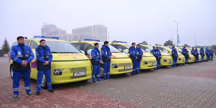 30 новых санитарных автомобилей переданы службе скорой помощи Шымкента