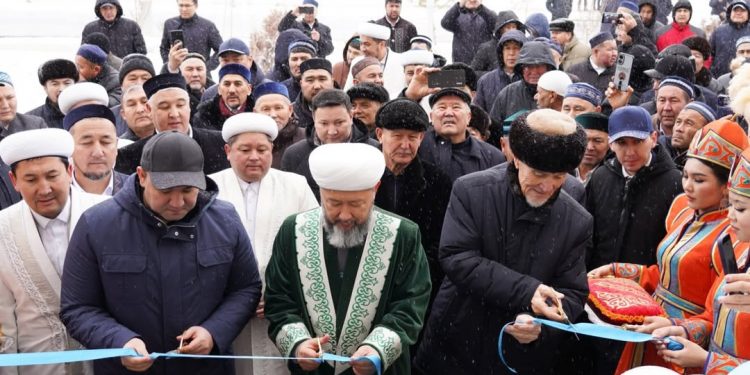 ТҮРКІСТАНДА ИСЛАМ ИНСТИТУТЫ АШЫЛДЫ