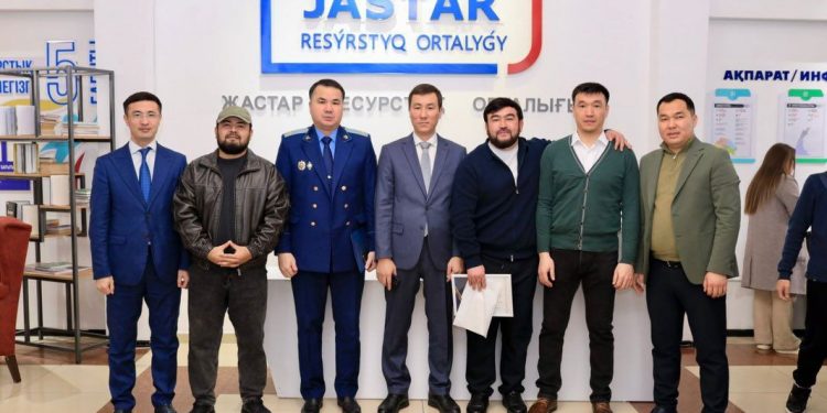 Шымкентте лудомания мен нашақорлықтың зияндылығына арналған кинофильм көрсетілді