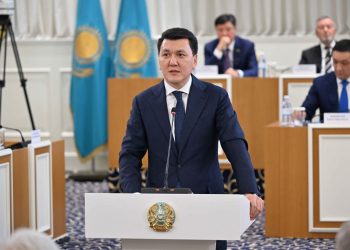 Бүгін Контитуциялық Реформалар реформалар жөніндегі комисмияның алғашқы отырысы өтуде.