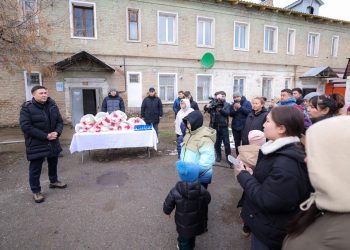ЗЕЛЁНАЯ БАЛКА: СЕМЬИ ВЕТХОГО ЖИЛЬЯ ПЕРЕСЕЛИЛИ В ШЫМКЕНТЕ