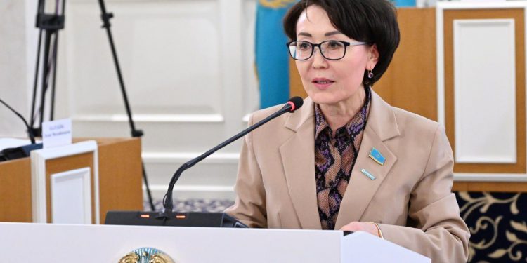 КОНСТИТУЦИЯ МЕН ХАЛЫҚАРАЛЫҚ ҚҰҚЫҚТЫҢ АРАҚАТЫНАСЫН БЕЛГІЛЕУ – ЕЛІМІЗДІҢ ТҰТАС ҚҰҚЫҚТЫҚ ЖҮЙЕСІНІҢ ІРГЕТАСЫН НЫҒАЙТАДЫ