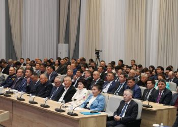 ТҮРКІСТАН ОБЛЫСЫНДА КОНСТИТУЦИЯЛЫҚ РЕФОРМАЛАРДЫҢ НЕГІЗГІ БАСЫМДЫҚТАРЫ МЕН ӨЗГЕРІСТЕРІ ТАЛҚЫЛАНҒАН МӘЖІЛІС ӨТТІ