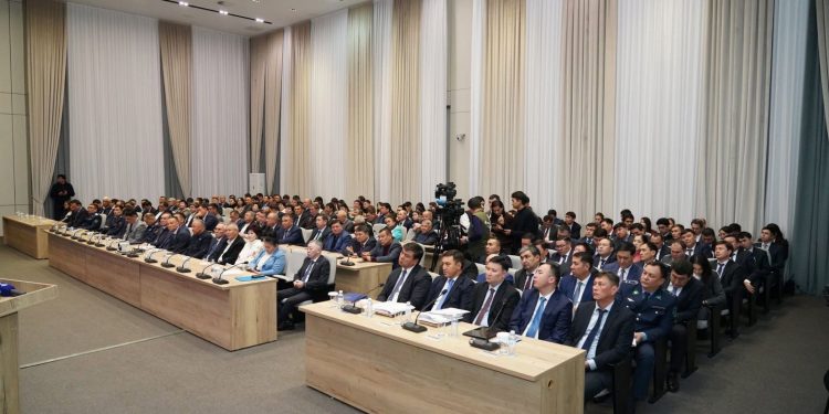 В ТУРКЕСТАНСКОЙ ОБЛАСТИ ОБСУДИЛИ ОСНОВНЫЕ ПРИОРИТЕТЫ И ИЗМЕНЕНИЯ КОНСТИТУЦИОННЫХ РЕФОРМ