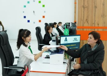 Шымкент – мемлекеттік қызметтер көрсету бойынша көшбасшылар қатарында: Бір жылда фронт-офистер арқылы 1 млн-нан астам қызмет көрсетілді