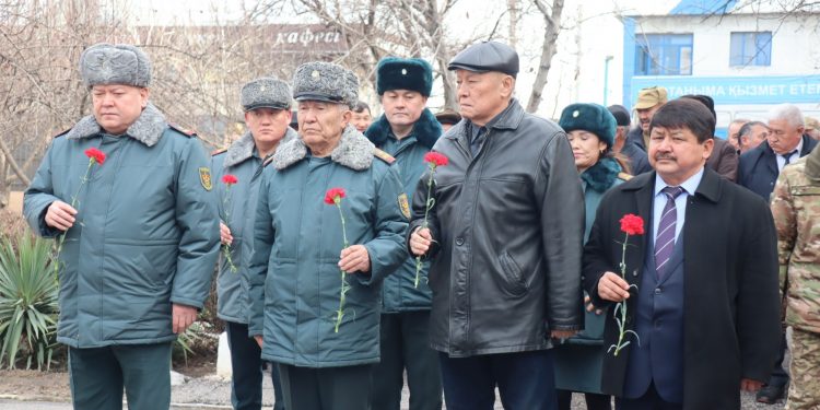 Шымкентте Ауған жерінен әскерлердің шығарылуына арналған митинг өтті