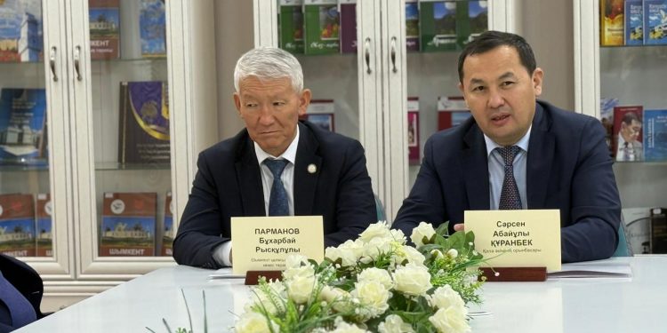 Шымкент: Қоғамдық кеңес мүшелерімен кездесу өтті