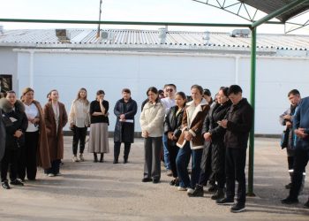 ӨНДІРІС ӨКІЛДЕРІ ЖАҢА КОНСТИТУЦИЯНЫ ҚОЛДАЙДЫ