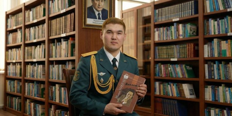 Қарулы күштерде Мұқағали Мақатаевтың өлеңдерін оқудан поэзиялық челлендж басталды