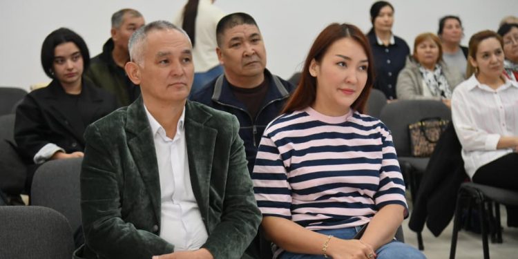 Жаңа Конституция – жаңа қоғамның құқықтық негізі