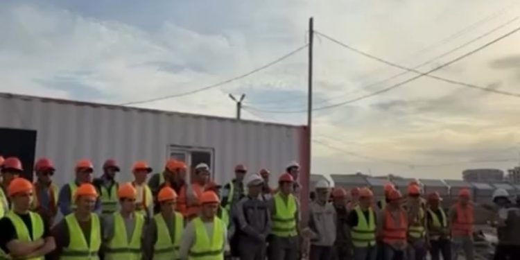 Шымкент: Жұмысшыларға еңбек құқығы түсіндірілді