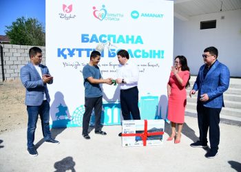 «AMANAT» партиясының қолдауы: 8 жыл бойы сергелденген отбасы баспаналы болды