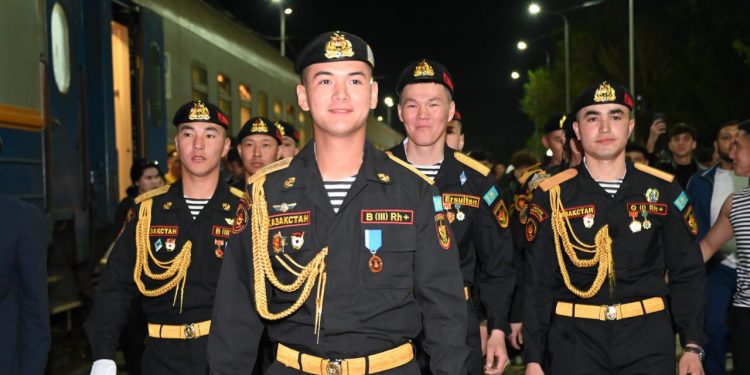 Түркістанға теңіз жаяу әскерлері келді