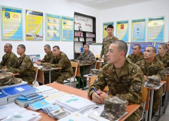 Түркістан облысына өңірлерден шақырылғандар сарбаздар келді