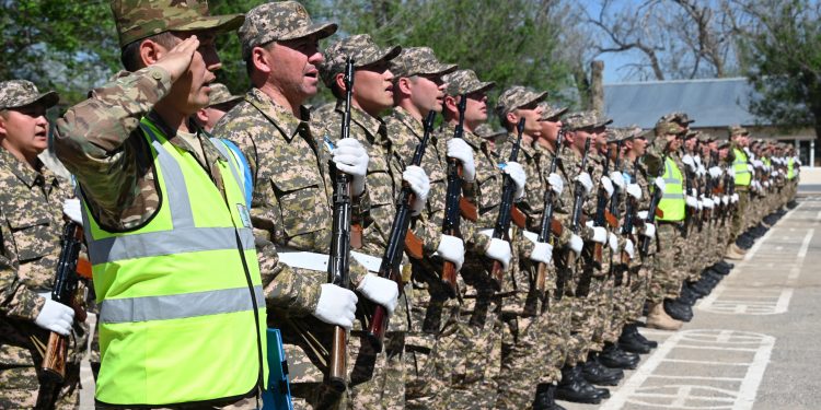 Шымкентте 118 әскери міндетті Отанға адал болуға ант берді