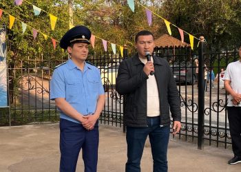 ТҰРҒЫНДАРМЕН КЕЗДЕСУДЕ ҚАУІПСІЗДІК ЖӘНЕ ҚҰҚЫҚТЫҚ САУАТТЫЛЫҚ МӘСЕЛЕЛЕРІ ТАЛҚЫЛАНДЫ
