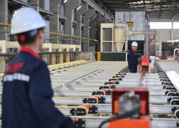 АЛЮМИНИЙ ПРОФИЛЬДЕРІН ӨНДІРЕТІН ЗАУЫТ ІСКЕ ҚОСЫЛДЫ