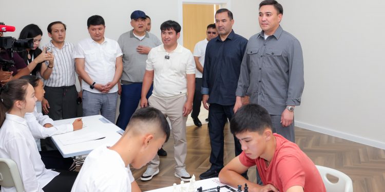 ҚАЛА КҮНІ: ШЫМКЕНТТЕ МЕРЕКЕ ҚАРСАҢЫНДА ЖАҢА МӘДЕНИЕТ ҮЙІ АШЫЛДЫ