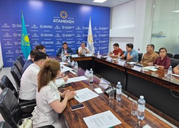 Шымкентте сыртқы жарнаманы орналастыру төлемақысының мөлшерлемесін кезең-кезеңімен арттыру мәселесі талқыланды
