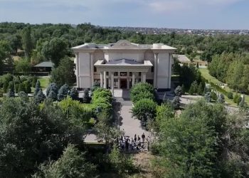 Шымкентте дарынды балаларға арналған жазғы лагерь жұмысын жалғастыруда
