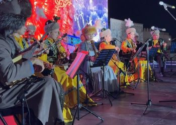 ЗВУКИ ДОМБРЫ ЗВУЧАЛИ В СЕРДЦЕ ШЫМКЕНТА