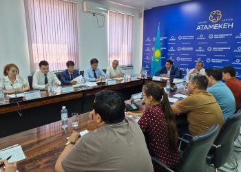 Шымкентте сыртқы жарнаманы орналастыру төлемақысының мөлшерлемесін кезең-кезеңімен арттыру мәселесі талқыланды