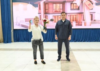 Шымкентте әлеуметтік баспана беру жалғасып, 40 отбасы жаңа пәтерге ие болды