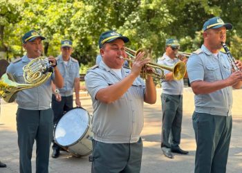 Семей полигонының сарбаздарына құрмет көрсетілді