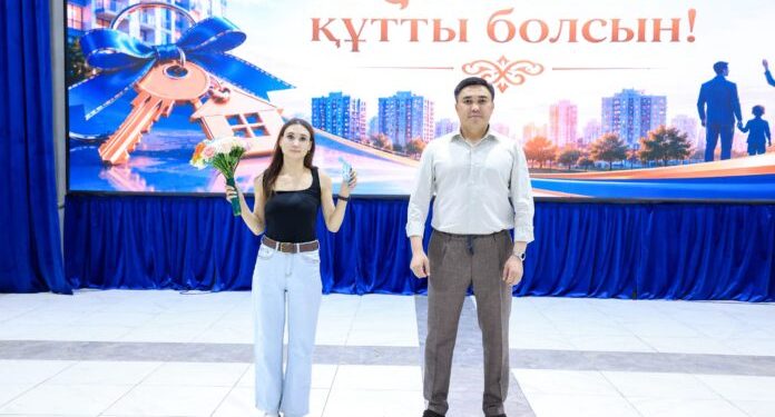 Бозарықтағы жаңа баспаналар: Тағы 40 отбасы  қуанышқа кенелді