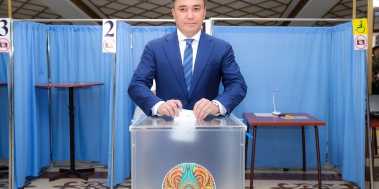 ГАБИТ СЫЗДЫКБЕКОВ ПРОГОЛОСОВАЛ НА ВЫБОРАХ