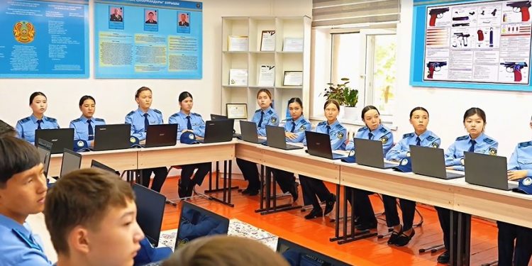 Білім күніндегі жаңа бастама: Шымкентте «Жас сақшы» сыныбы ашылды
