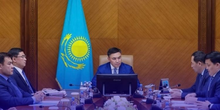 Шымкентте тұрғындар өтініштері, көлік бақылауы және ветеринариялық қауіпсіздік мәселелері талқыланды