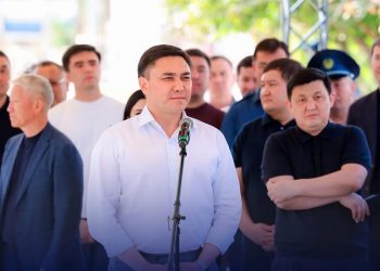 ШЫМКЕНТ: ҚАЛА ӘКІМІ АБАЙ АУДАНЫНЫҢ ТҰРҒЫНДАРЫМЕН КӨШПЕЛІ КЕЗДЕСУ ӨТКІЗДІ